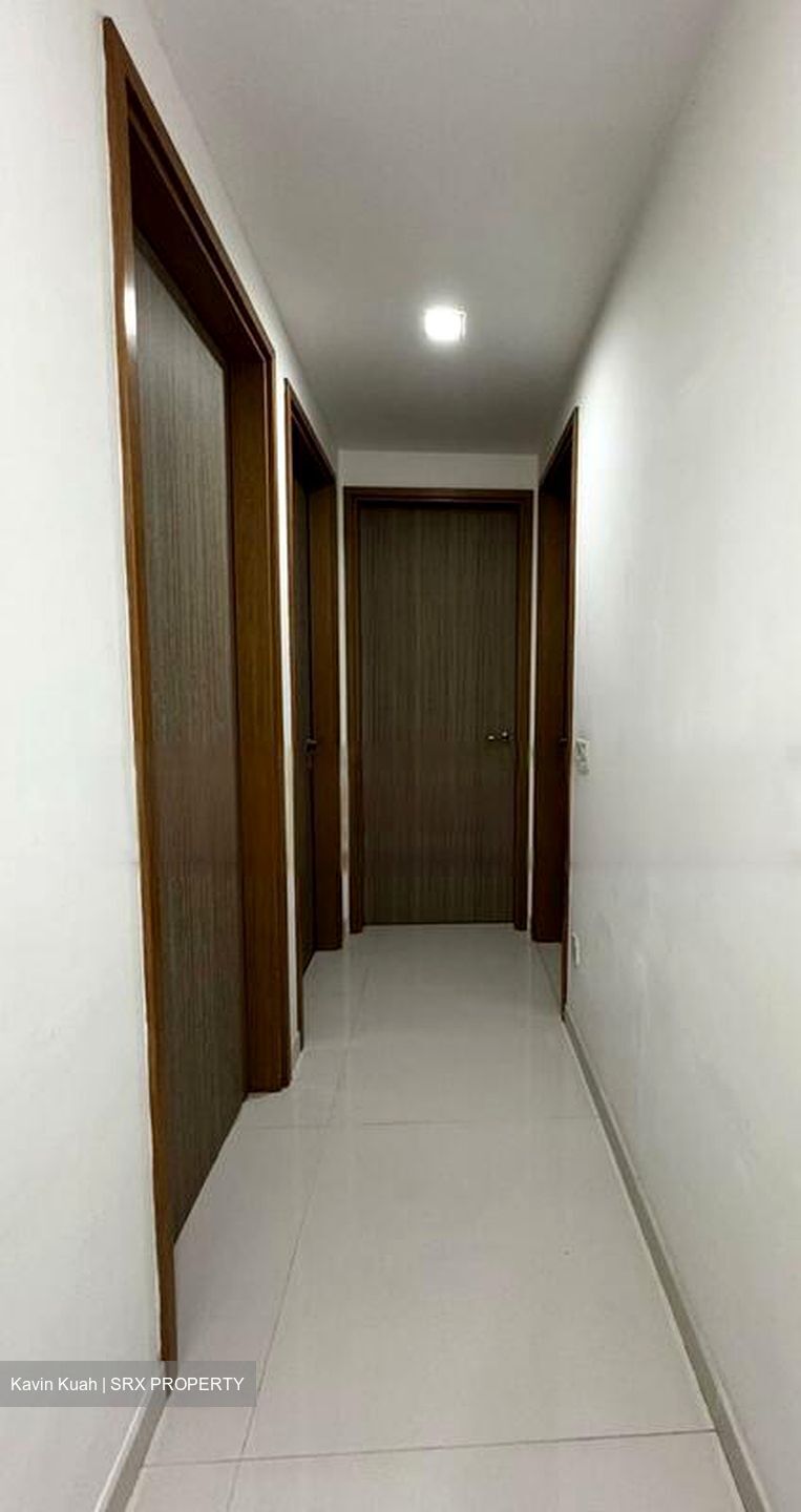 The Metropolitan Condominium (D3), Condominium #469085691